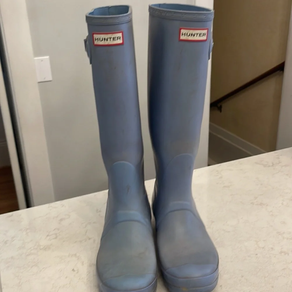 HUNTER tall rain boots 10 blue